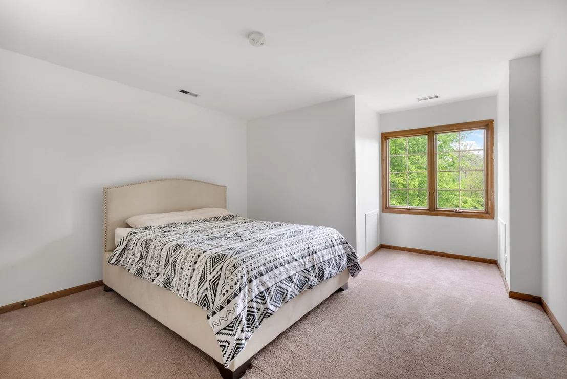 Photo of 910 Red Fox Lane