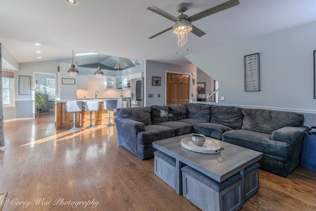 Photo of 10215 Ridge Lane