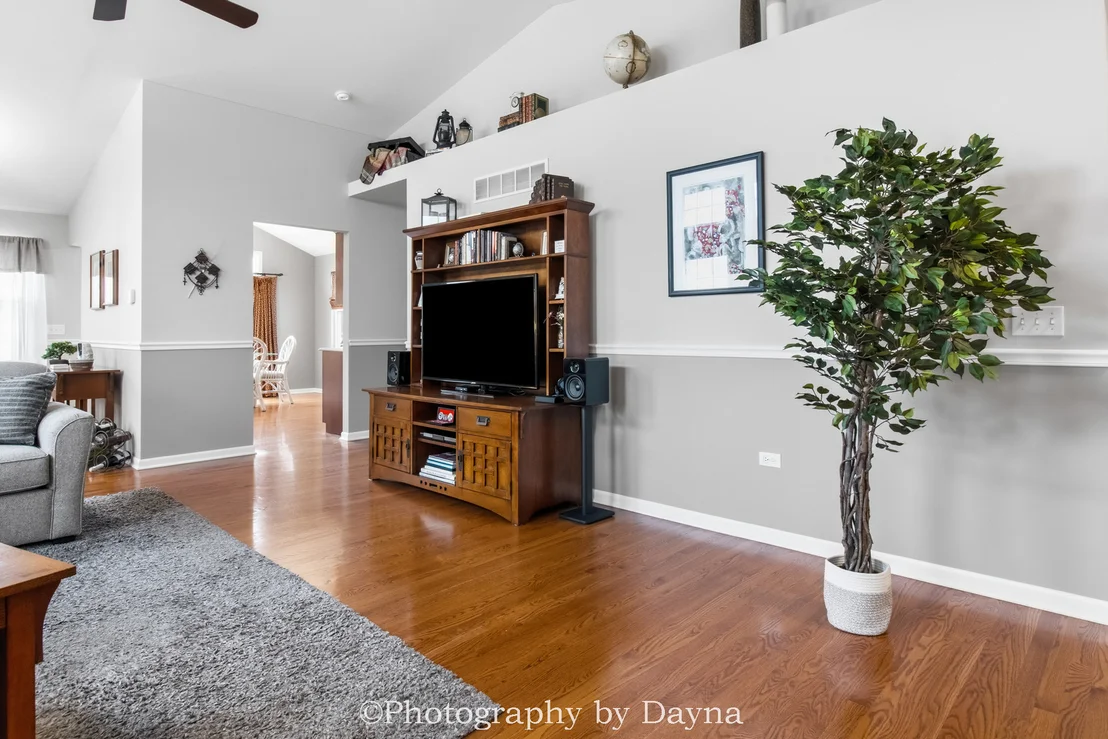 Photo of 289 White Hawk Way