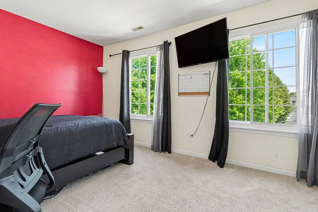 Photo of 2913 Meadowview Lane