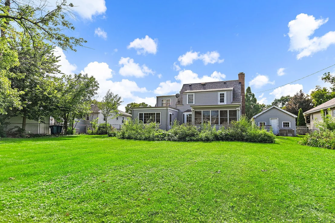 Photo of 369 N Walnut Street