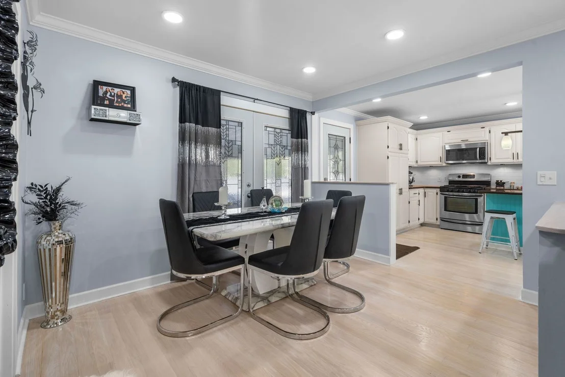 Photo of 960 Becker Lane