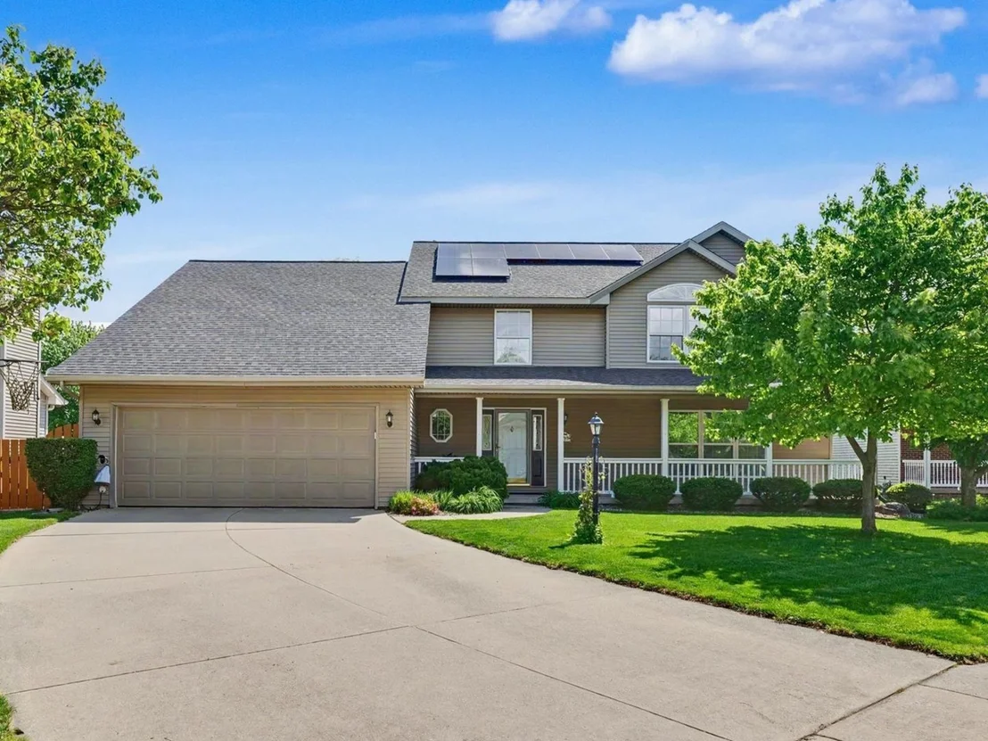 Photo of 3208 Cherry Hills Drive