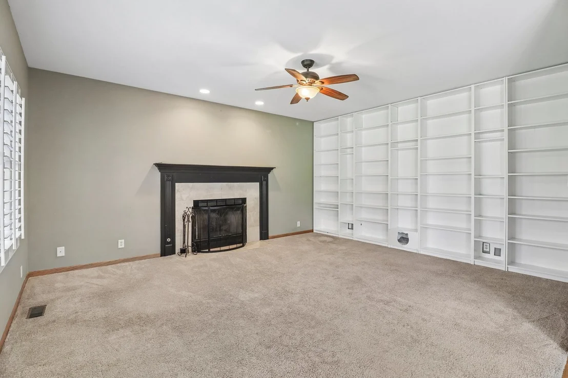 Photo of 485 Spring Ridge Drive