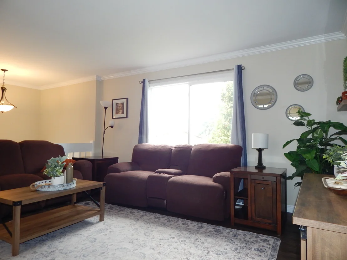 Photo of 902 Garden Circle