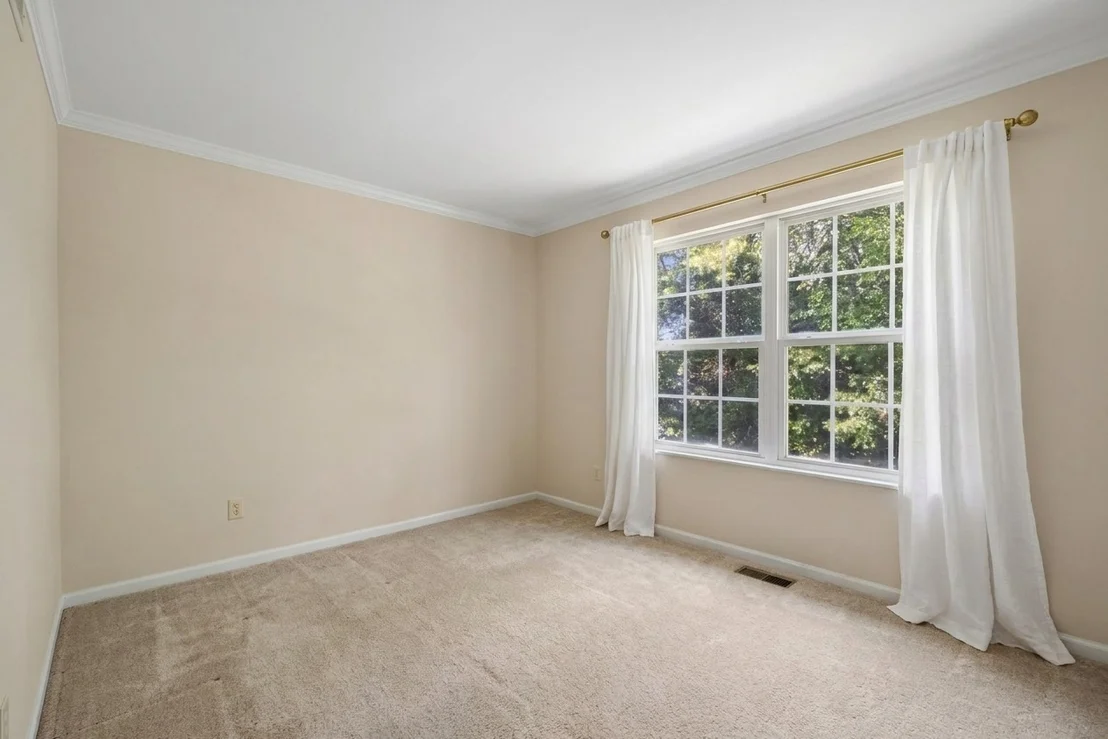 Photo of 650 Glenbrook Road