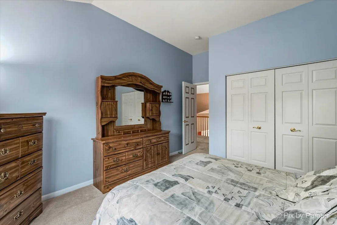 Photo of 1327 Palisades Drive