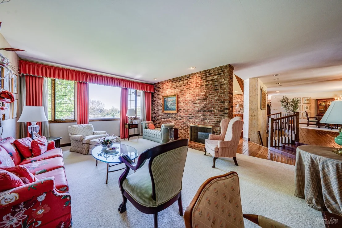 Photo of 1825 CLOVER Drive