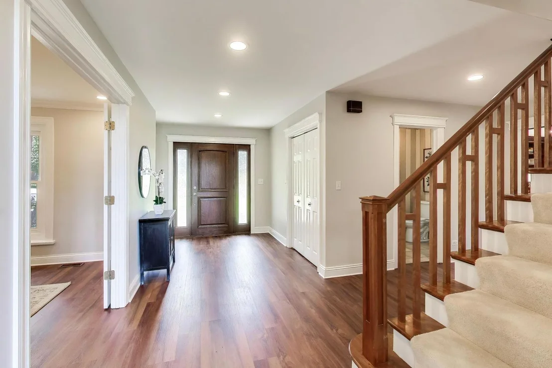 Photo of 2074 Greenview Road