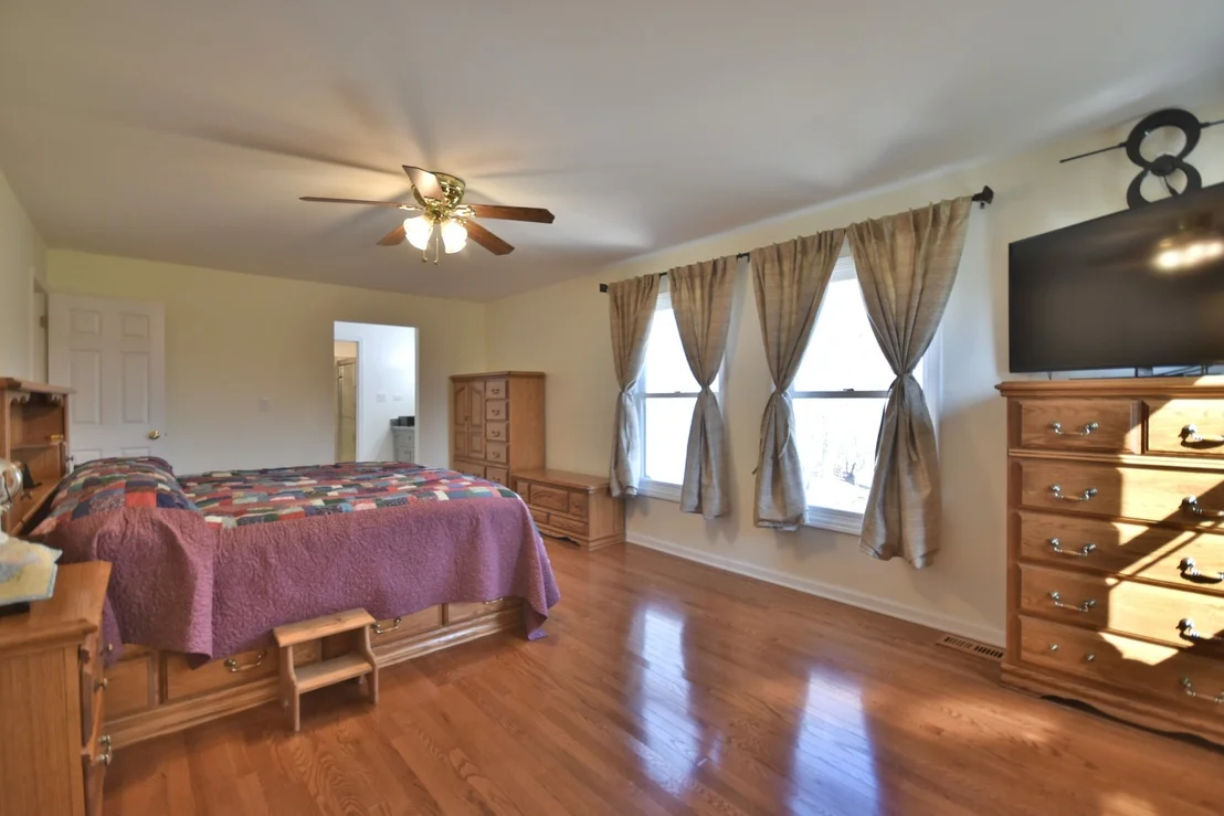 Photo of 6N264 Weber Drive