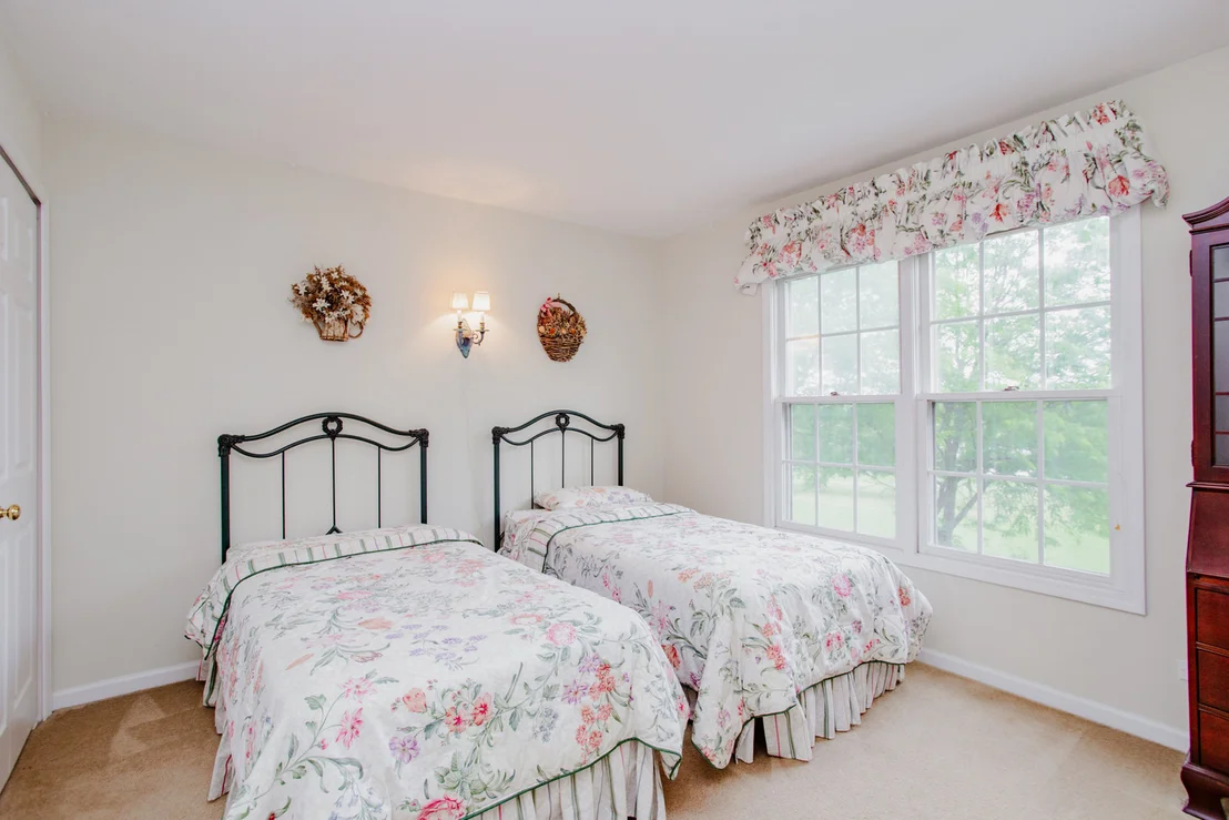 Photo of 1438 Della Drive
