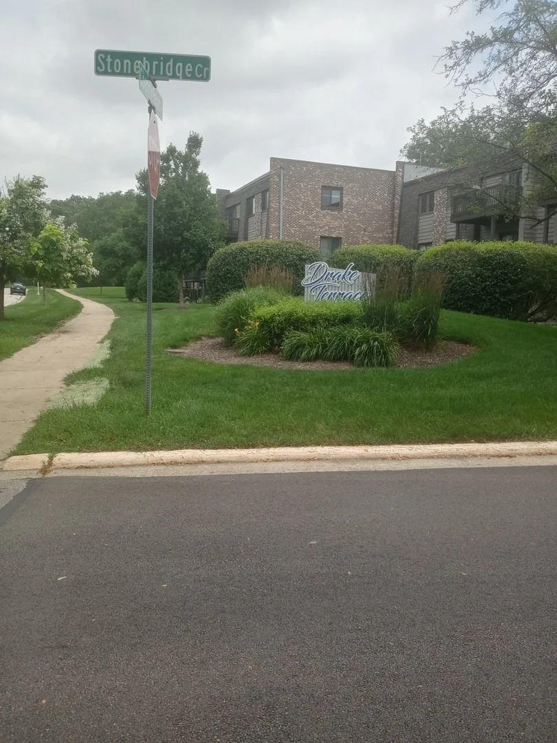 Photo of Unit D1 at 1480 Stonebridge Circle