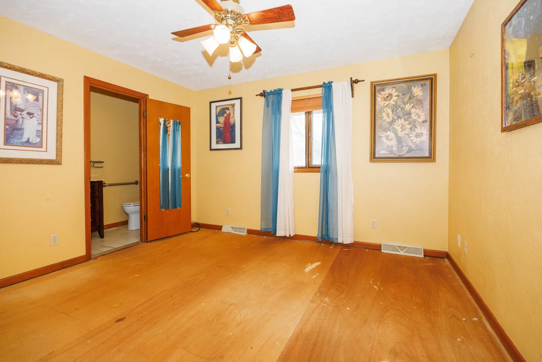 Photo of 1202 N Linden Street