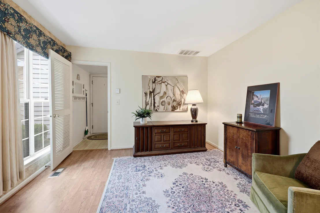 Photo of 1537 Stevens Drive