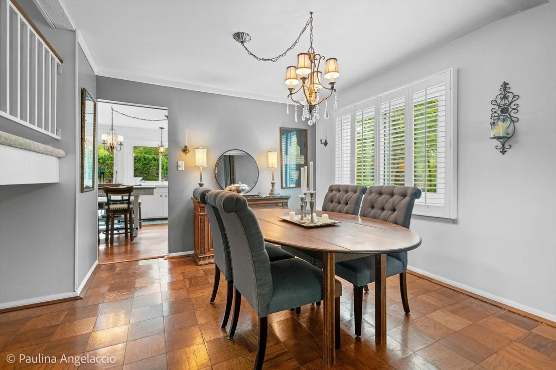 Photo of 1102 N Pepper Tree Drive