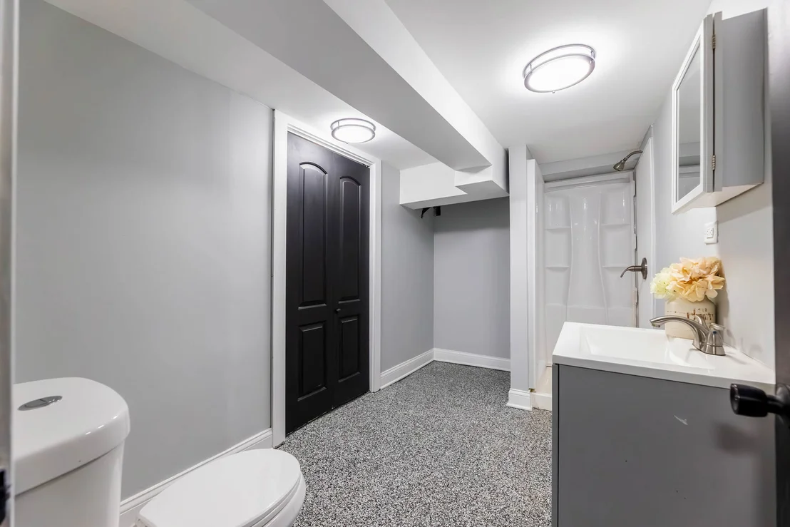 Photo of 2048 W 70th Place
