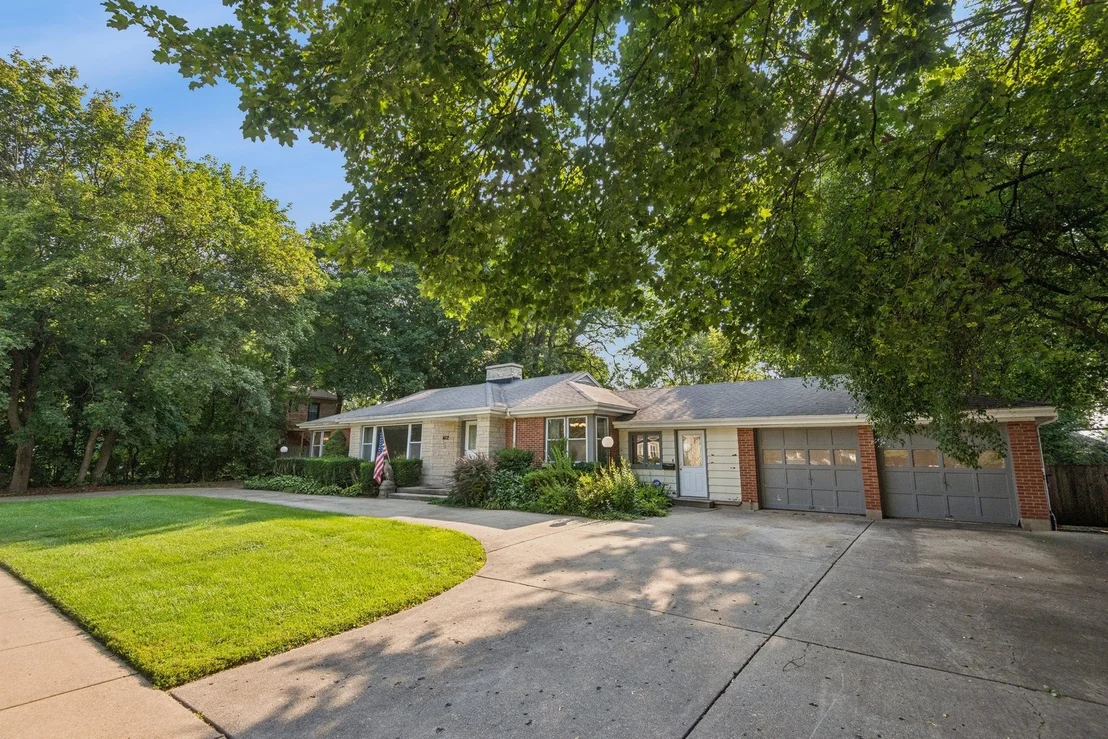 Photo of 412 Dundee Avenue