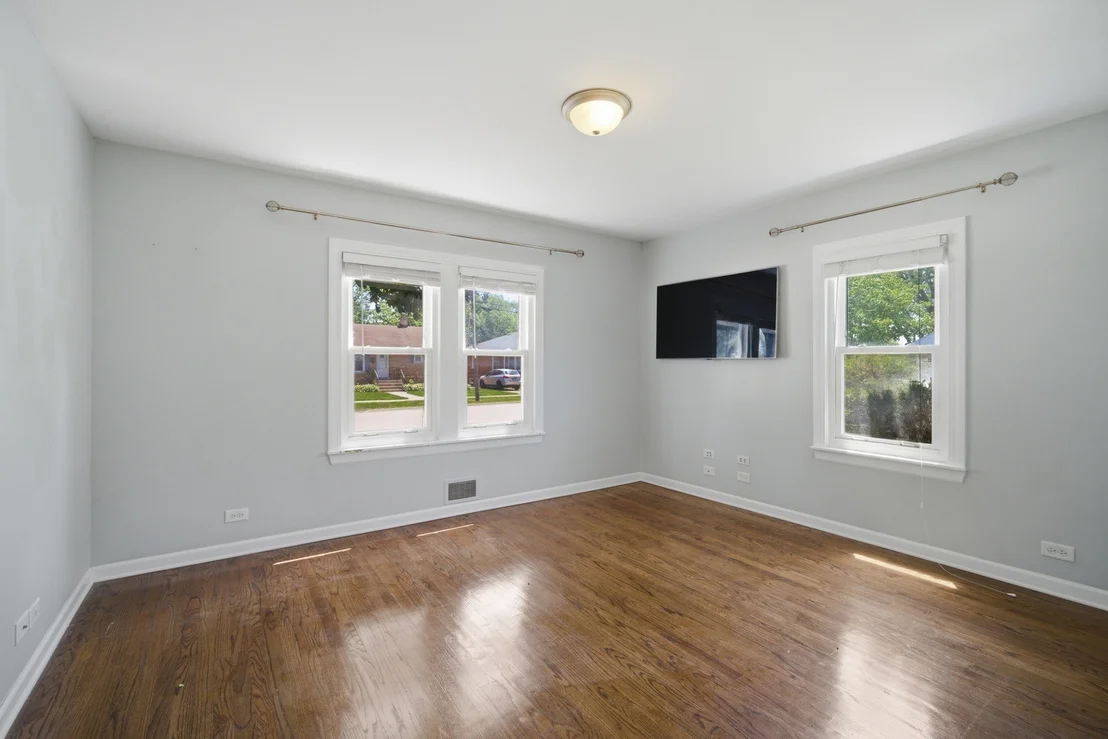 Photo of 1522 N Hillside Avenue
