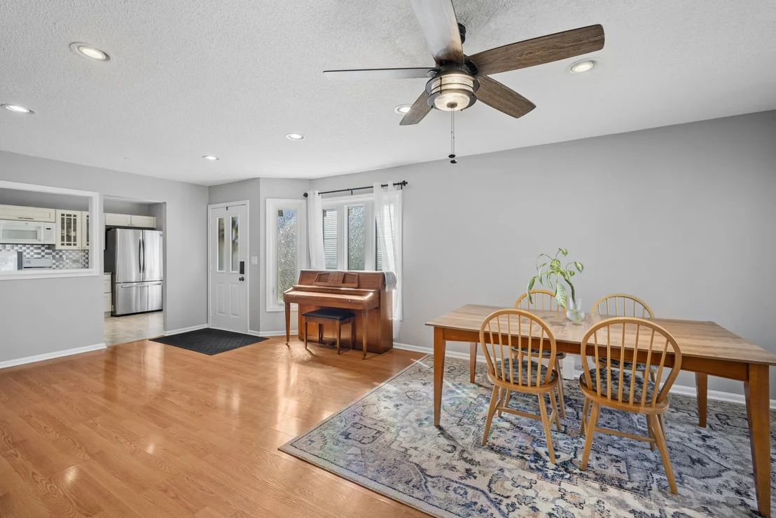 Photo of 329 Redwing Drive