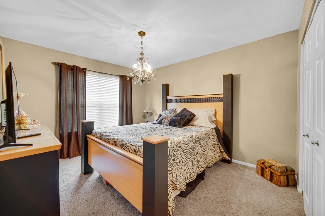 Photo of 385 Post Oak Circle