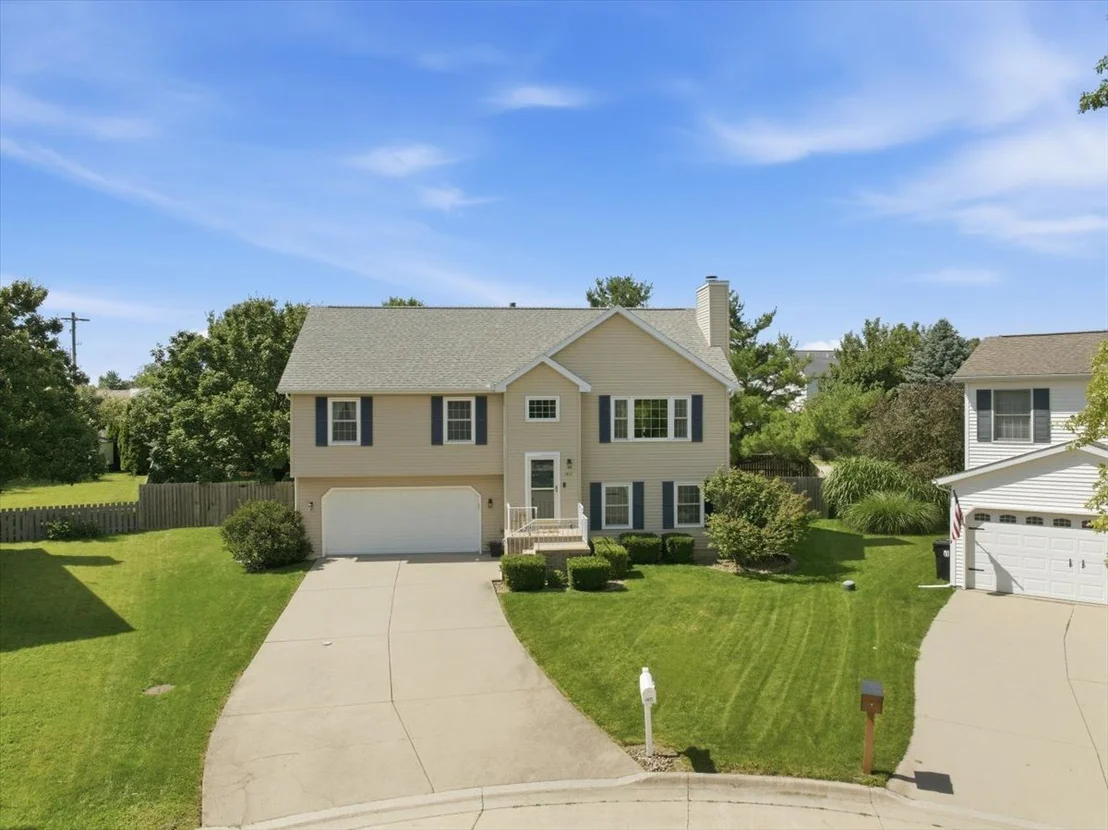 Photo of 1411 Boyne Court
