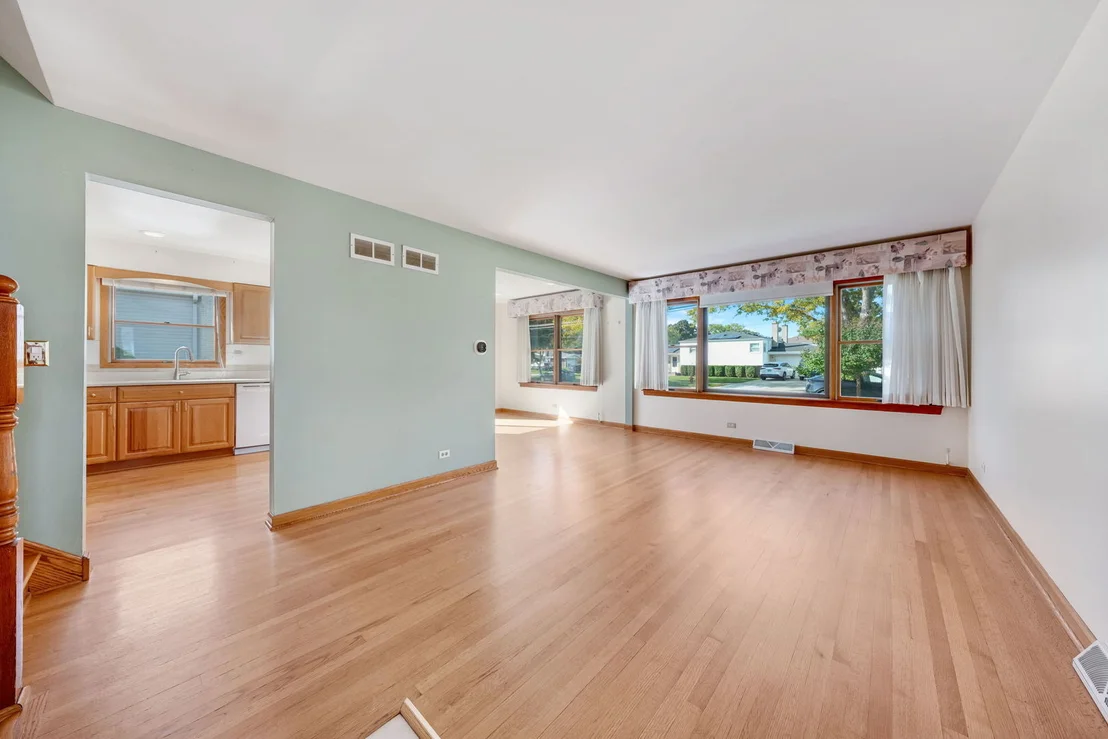 Photo of 1933 Plainfield Drive