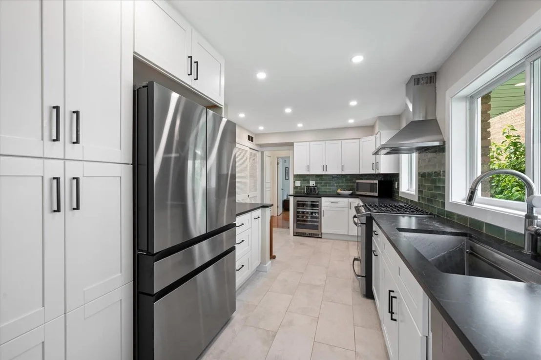Photo of 3333 Payne Street