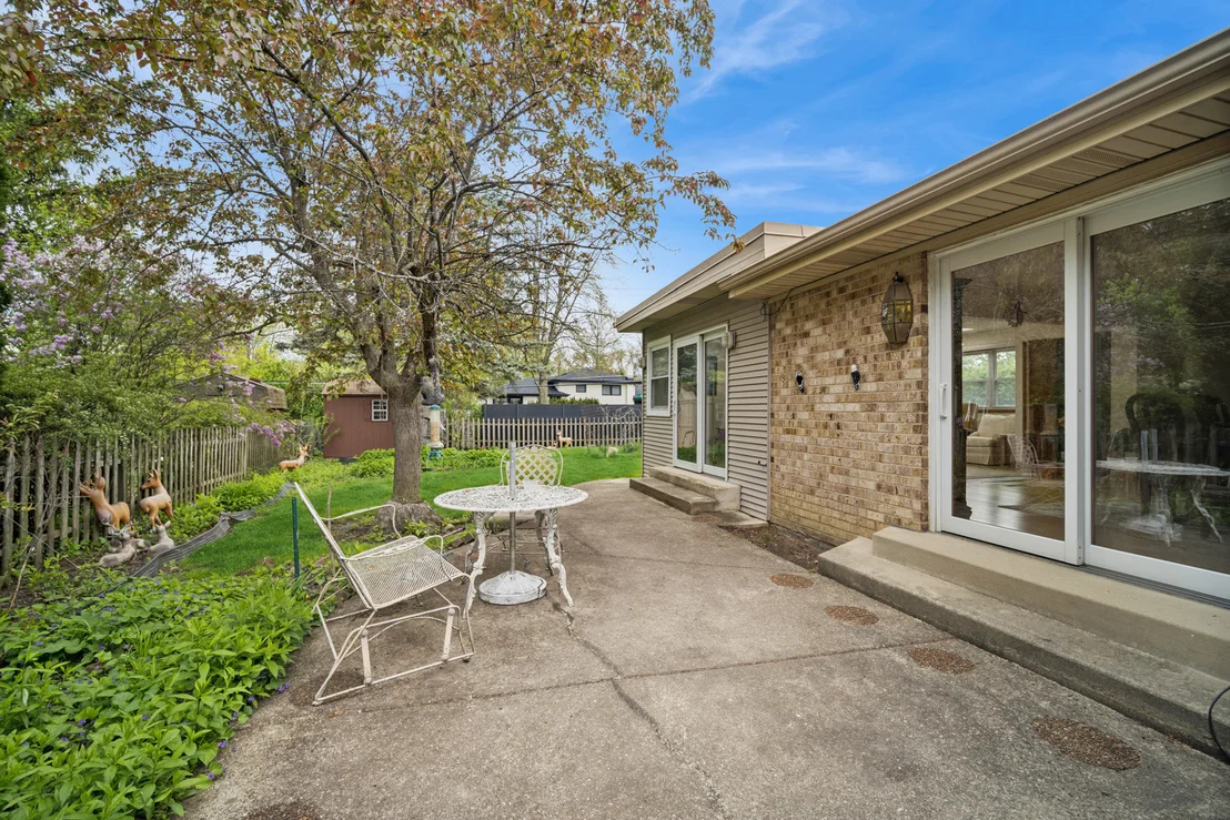 Photo of 484 Springhill Drive