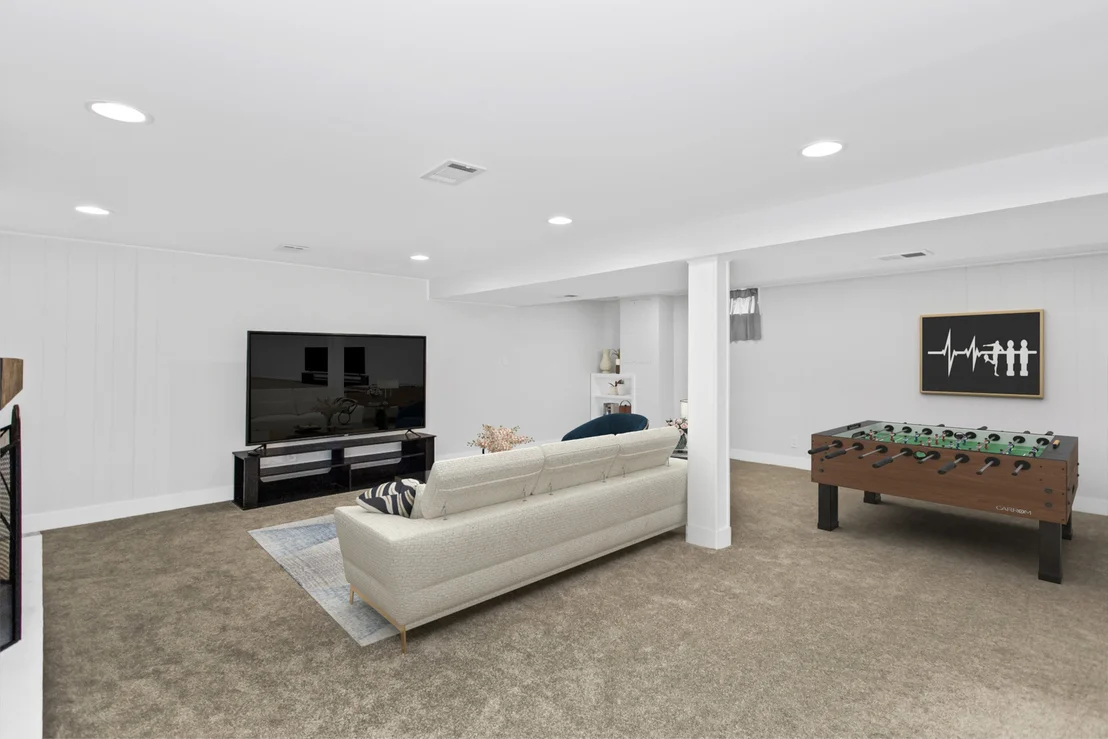 Photo of 6709 W Forest View Lane