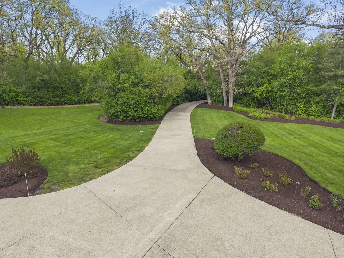 Photo of 1S370 Winfield Road