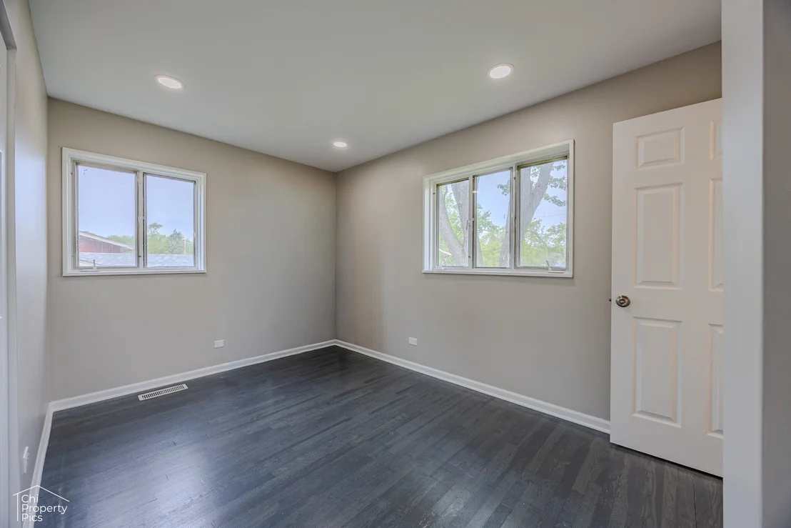 Photo of 430 Bode Road