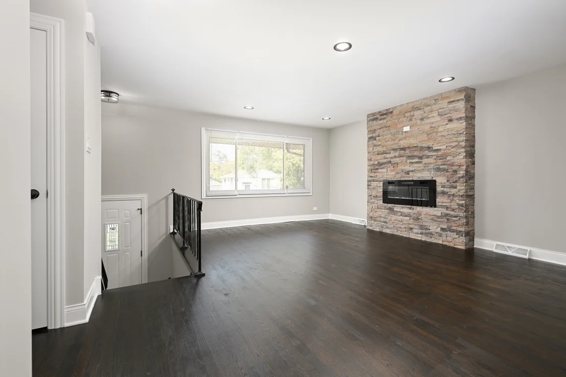 Photo of 16607 Paulina Street