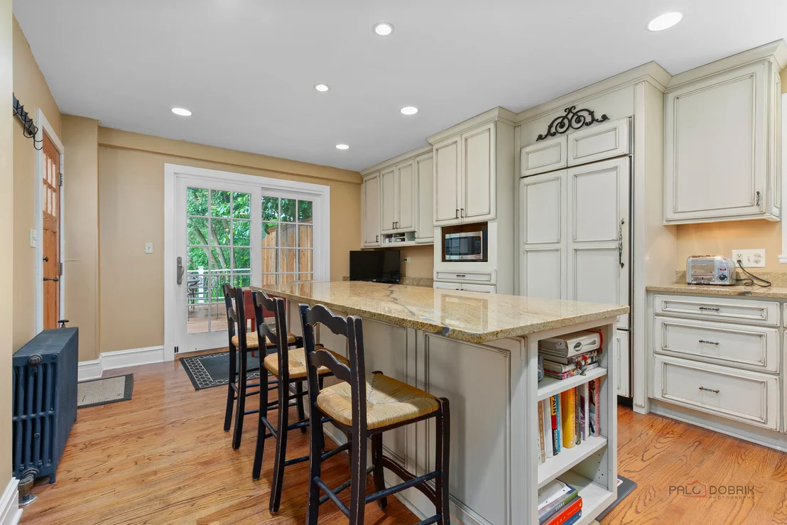 Photo of 136 Washington Circle