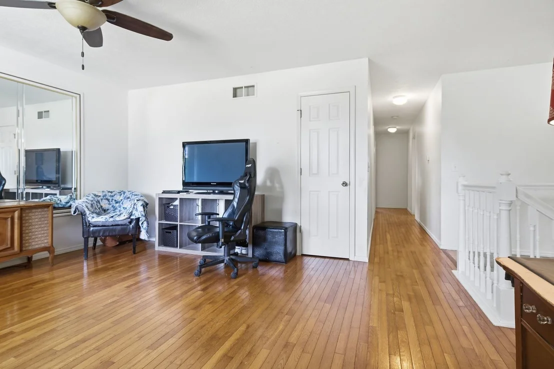 Photo of 2014 Woodhavens Drive