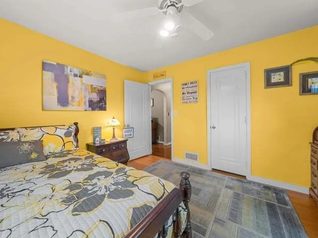 Photo of 110 N Maple Avenue