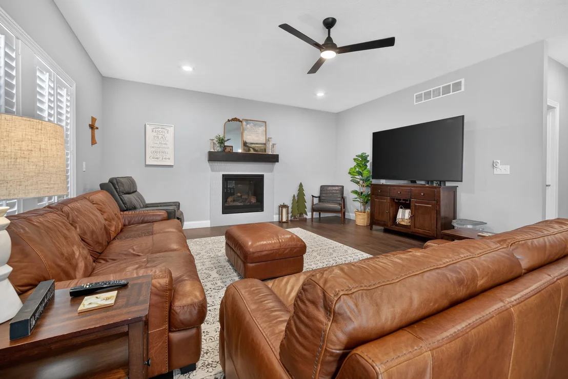 Photo of 3 Flag Tree Court