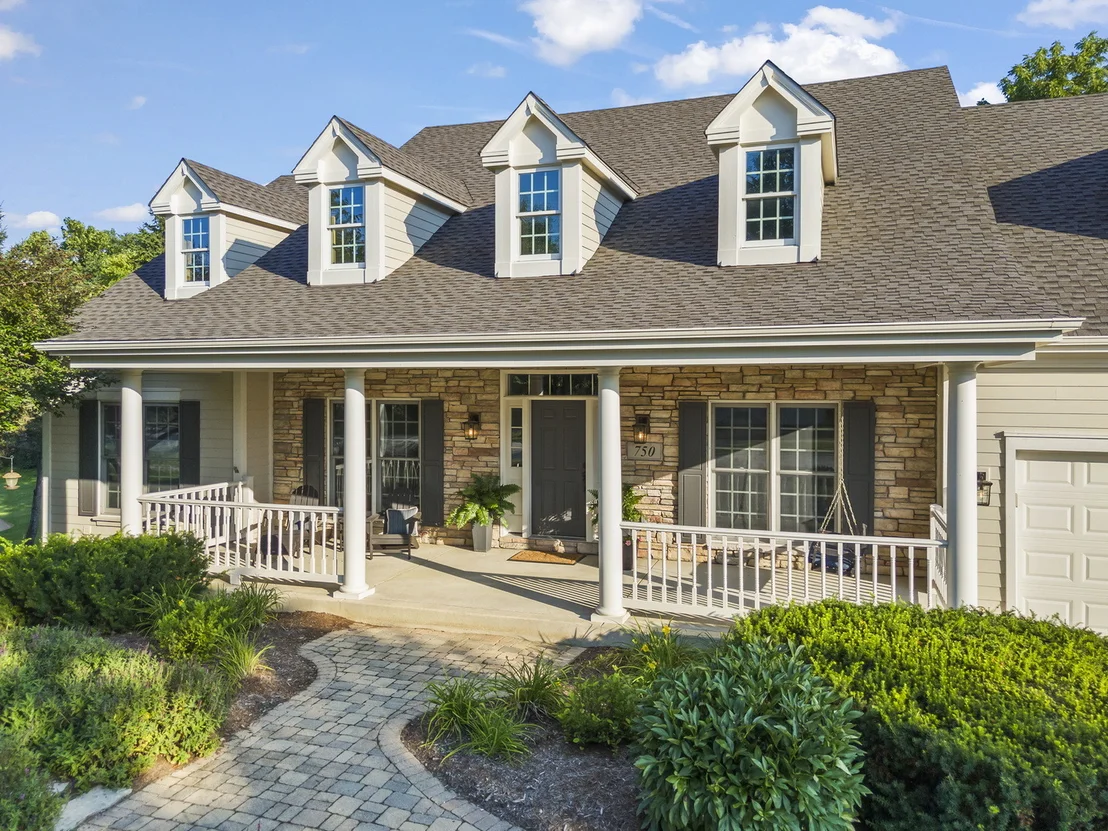 Photo of 750 Fox Run Drive