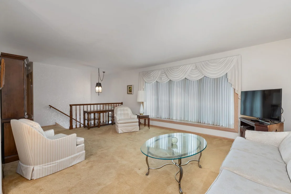 Photo of 6424 Cedar Road