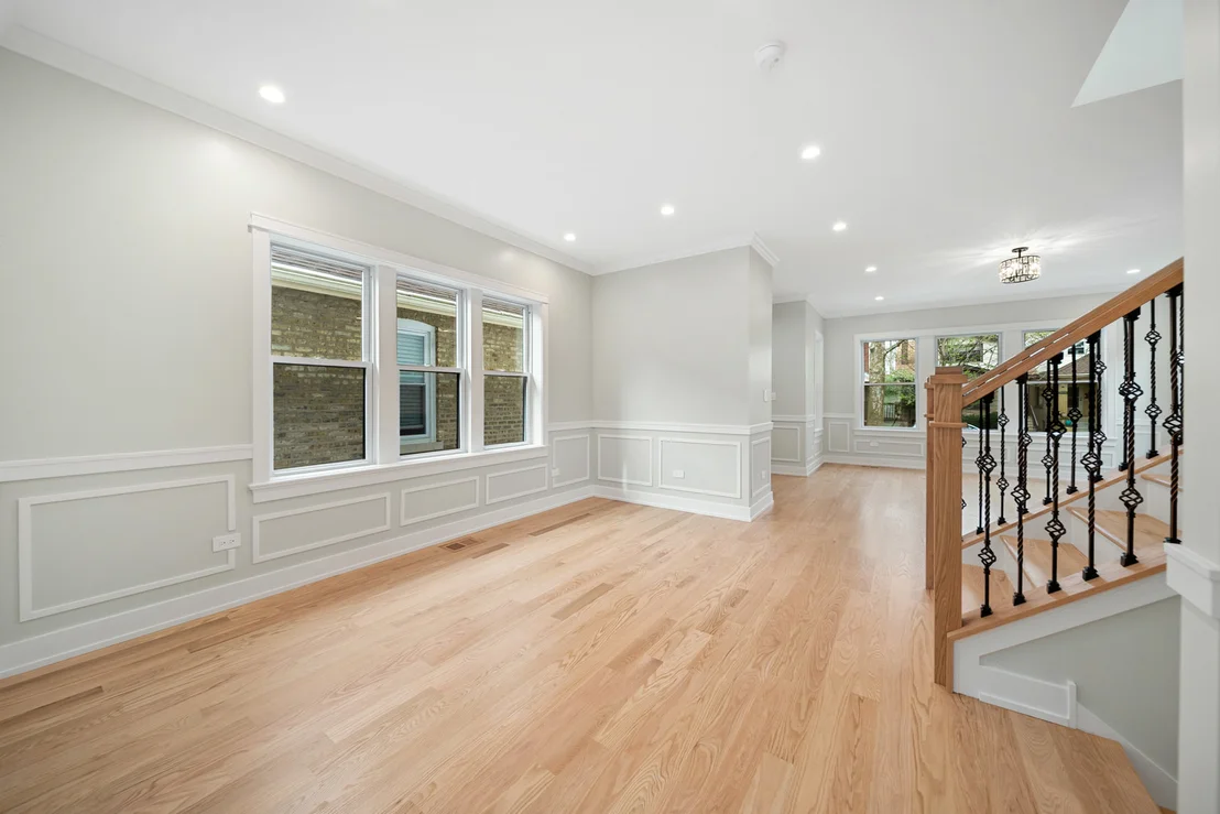 Photo of 5347 N Bernard Street