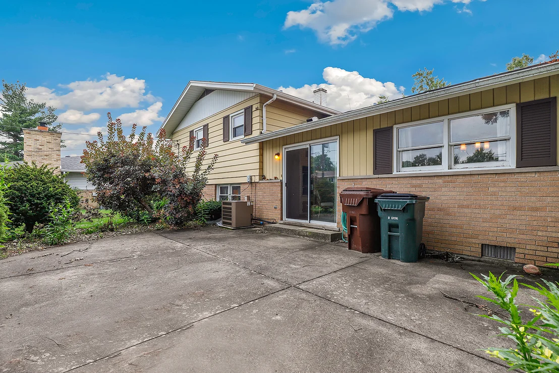 Photo of 5746 Vine Street