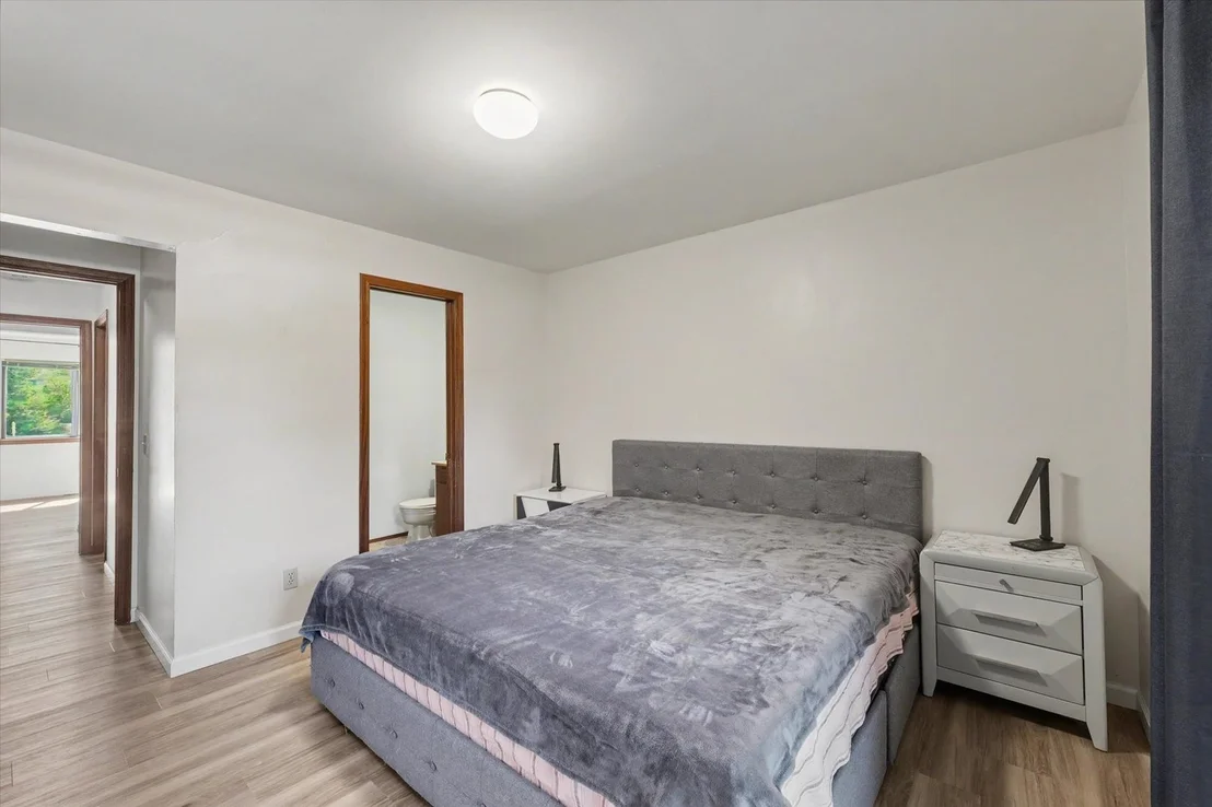 Photo of Unit 2142 at 2142 Harbortown Circle