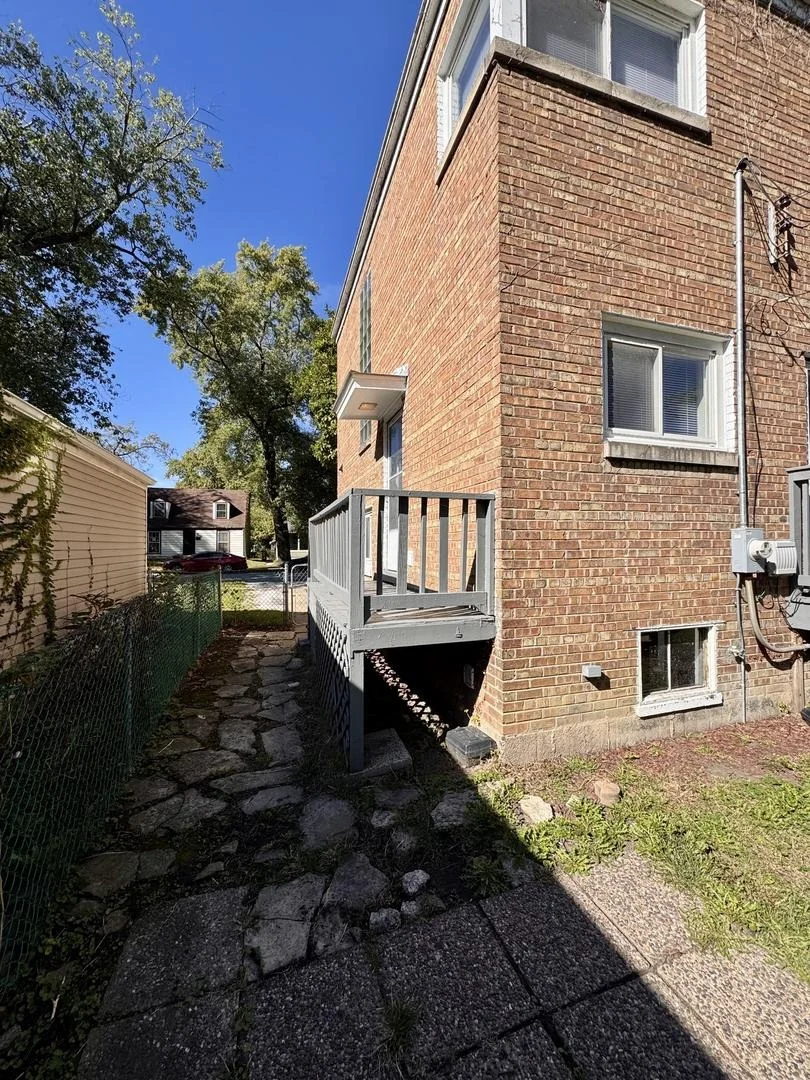 Photo of 16727 Head Avenue