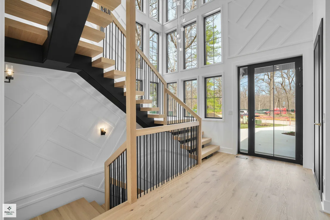 Photo of 390 Forest Edge Drive