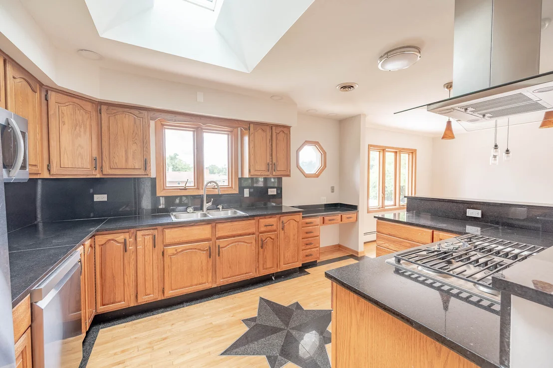 Photo of 6524 Cedar Road