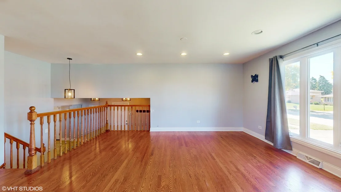 Photo of 7125 Summit Road