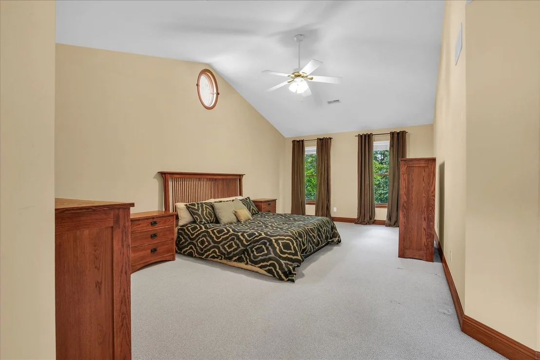 Photo of 2701 Summerhill Lane