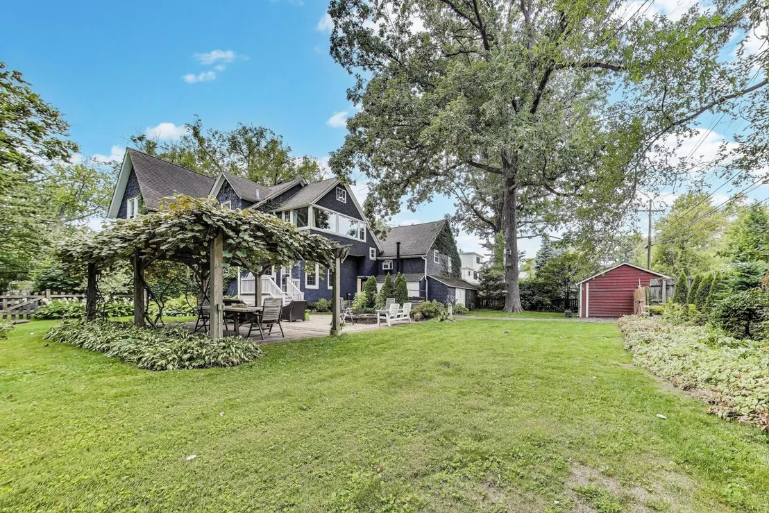 Photo of 1606 Forest Avenue