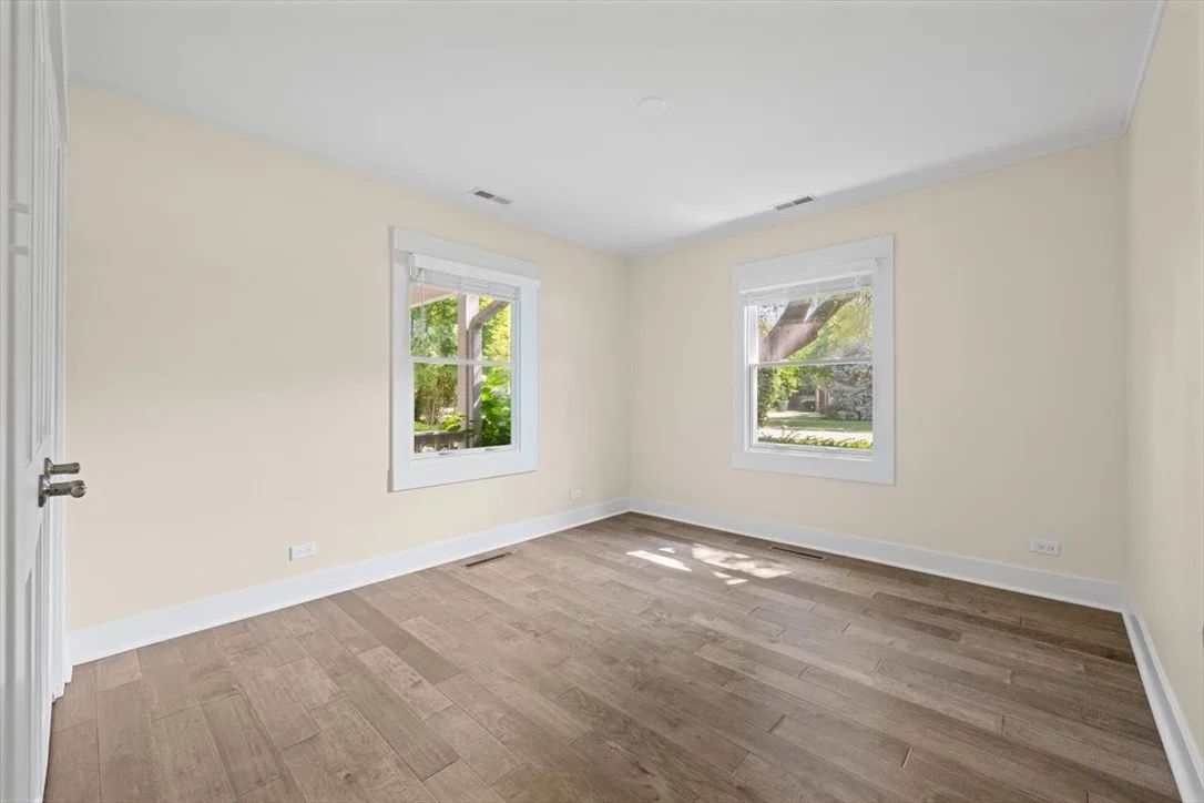 Photo of 320 Thackeray Lane