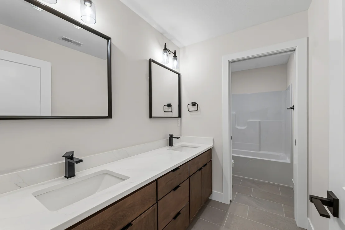 Photo of 407 Harpers Ferry