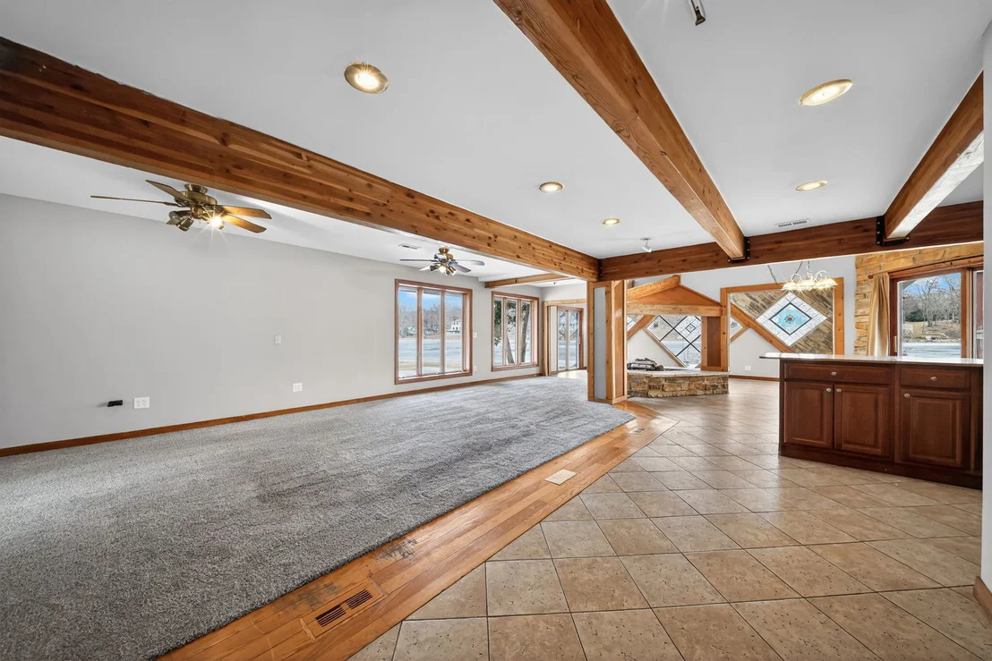 Photo of 6N263 River Drive